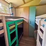 Guest house Au Bonheur Nomade Livry (Calvados)