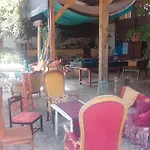 Au Bonheur Nomade Гостевой дом Livry (Calvados)