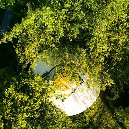 Au Bonheur Nomade Гостевой дом