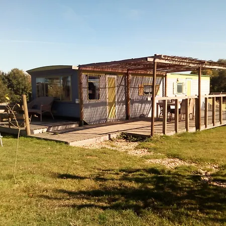 Гостевой дом Au Bonheur Nomade *