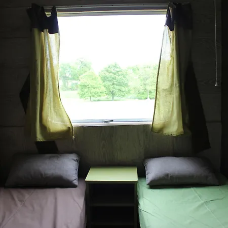 Au Bonheur Nomade * Livry (Calvados)