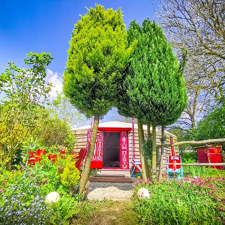 Au Bonheur Nomade Гостевой дом *