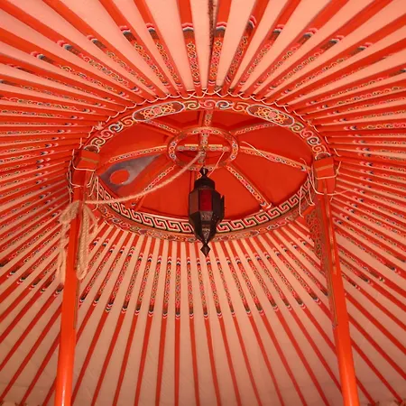 Au Bonheur Nomade Гостевой дом Livry (Calvados)