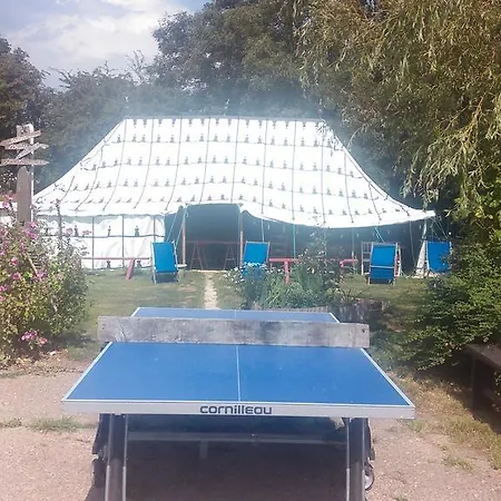 Au Bonheur Nomade Vendégház Livry