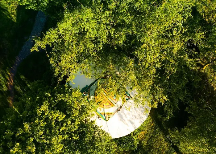 Au Bonheur Nomade Гостевой дом