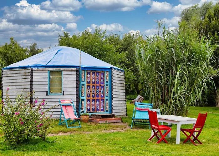 Au Bonheur Nomade * Livry (Calvados)