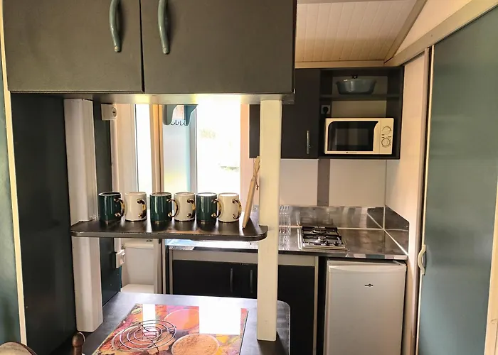 Au Bonheur Nomade * Livry (Calvados)