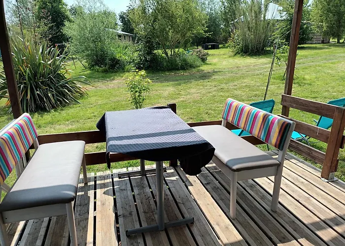 Au Bonheur Nomade * Livry (Calvados)