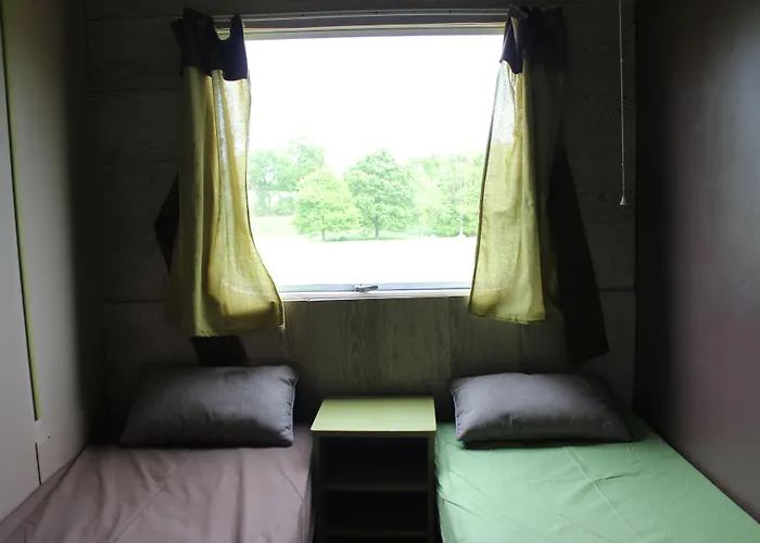 Au Bonheur Nomade * Livry (Calvados)