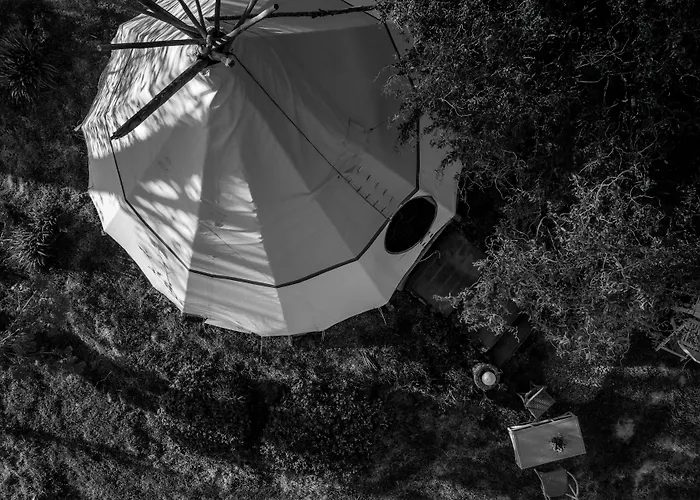 Au Bonheur Nomade * Livry (Calvados)