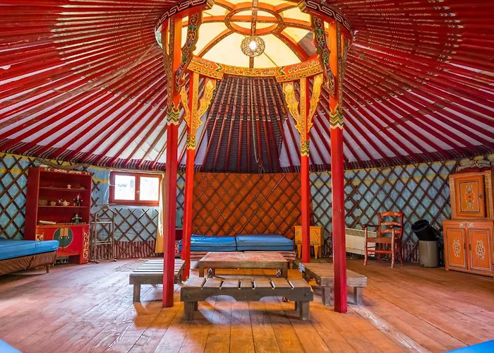 Au Bonheur Nomade * Livry (Calvados)